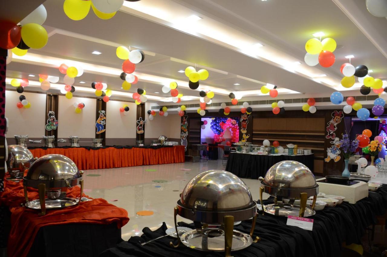 Puja Residency Hotel Varanasi Exterior photo